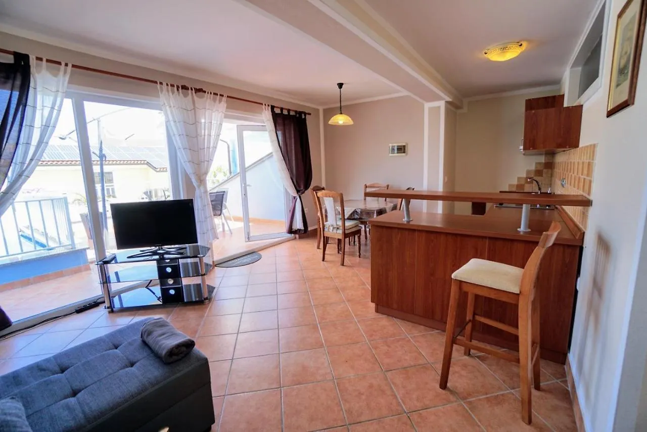 *** Casa de hóspedes Apartments Kristijana Crveni Vrh Croácia